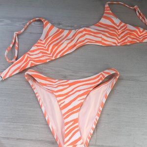 Triangl zebra orange